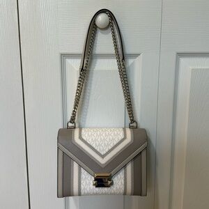 Michael Kors Large Shoulder bag in light gray with signature MK leather.